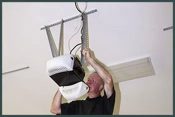 Two Guys Garage Doors McLean, VA 571-423-0990 - serv-cont-open-gr-43m